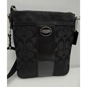 Coach Signature Logo Collection Shoulder Bag Crossbody Swingpack Black